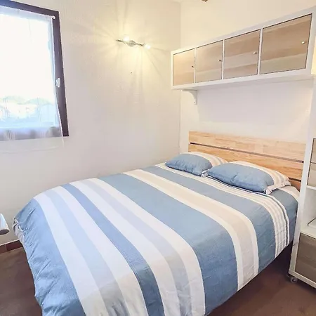 Charmante Climatisee Avec Piscine, Parking Prive Et Proche Plage, Ideale Pour Au Calme - Fr-1-607-158 Apartment